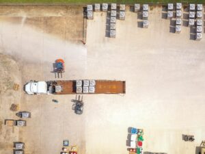 Hoover CS Can Help Chemical Companies Leverage AI in Tote Fleet Management and Logistics